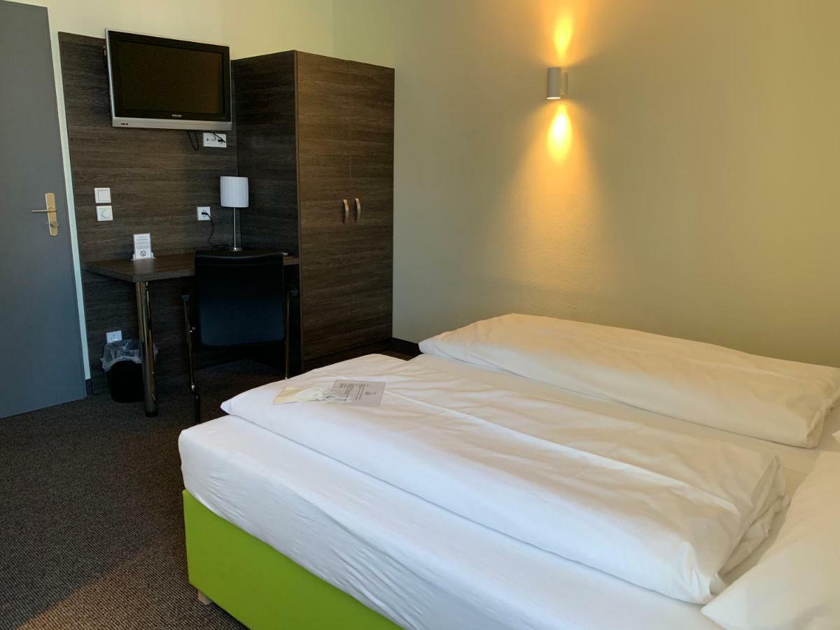 Behringers City Hotel Nuernberg ภายนอก รูปภาพ