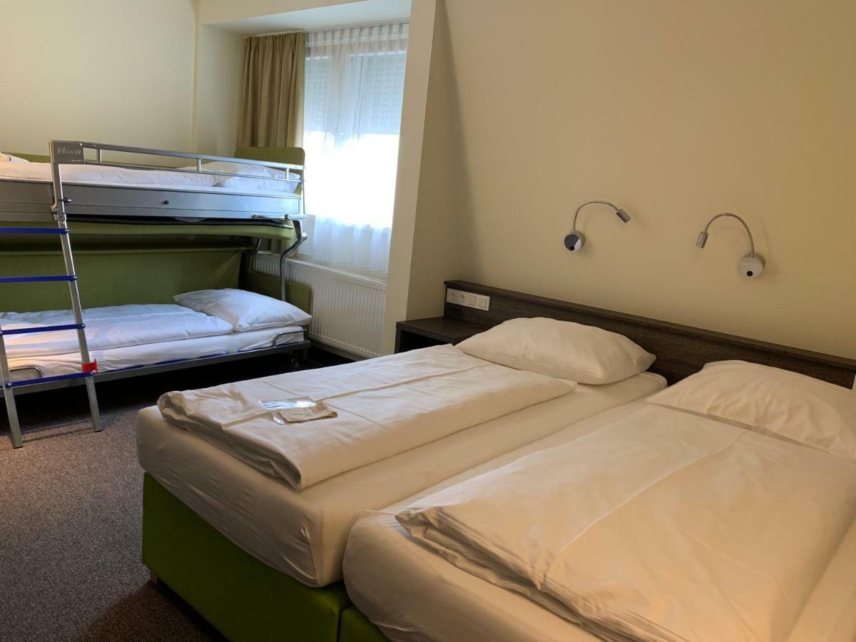 Behringers City Hotel Nuernberg ภายนอก รูปภาพ